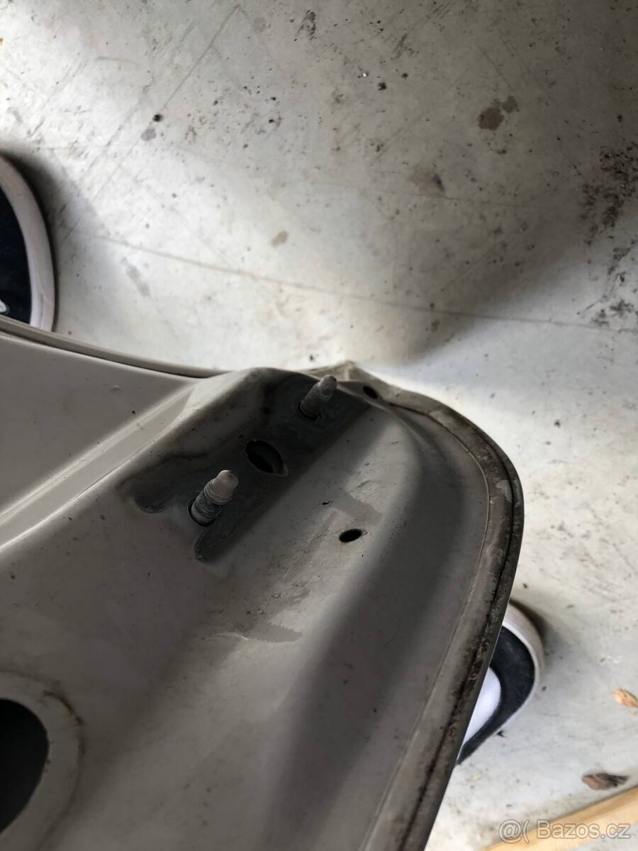 Nárazník a kapota škoda Rapid 2018 spaceback facelift - 12