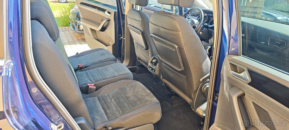 VW Touran 1.5TSI Highline LED 110kW 2019 panorama tažné +DPH - 12
