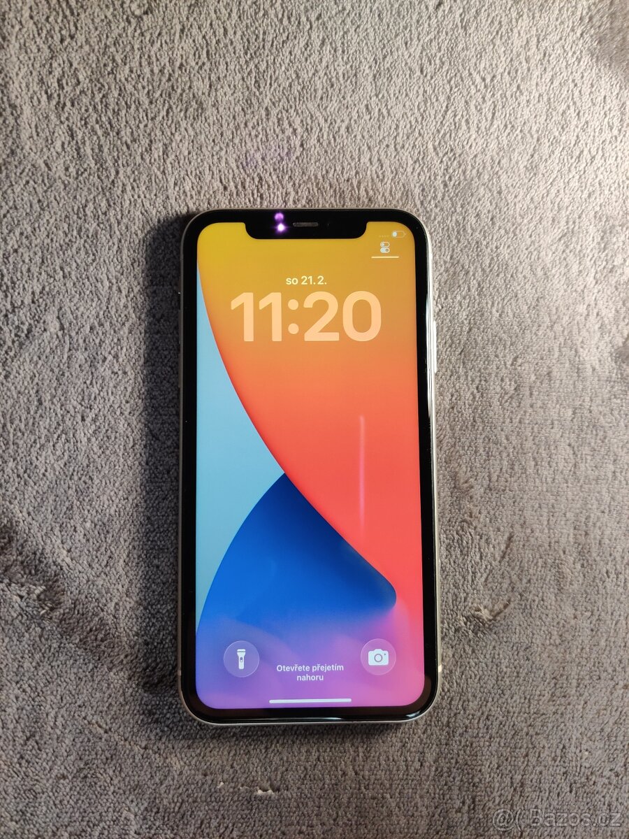 iPhone 11 128GB - 12