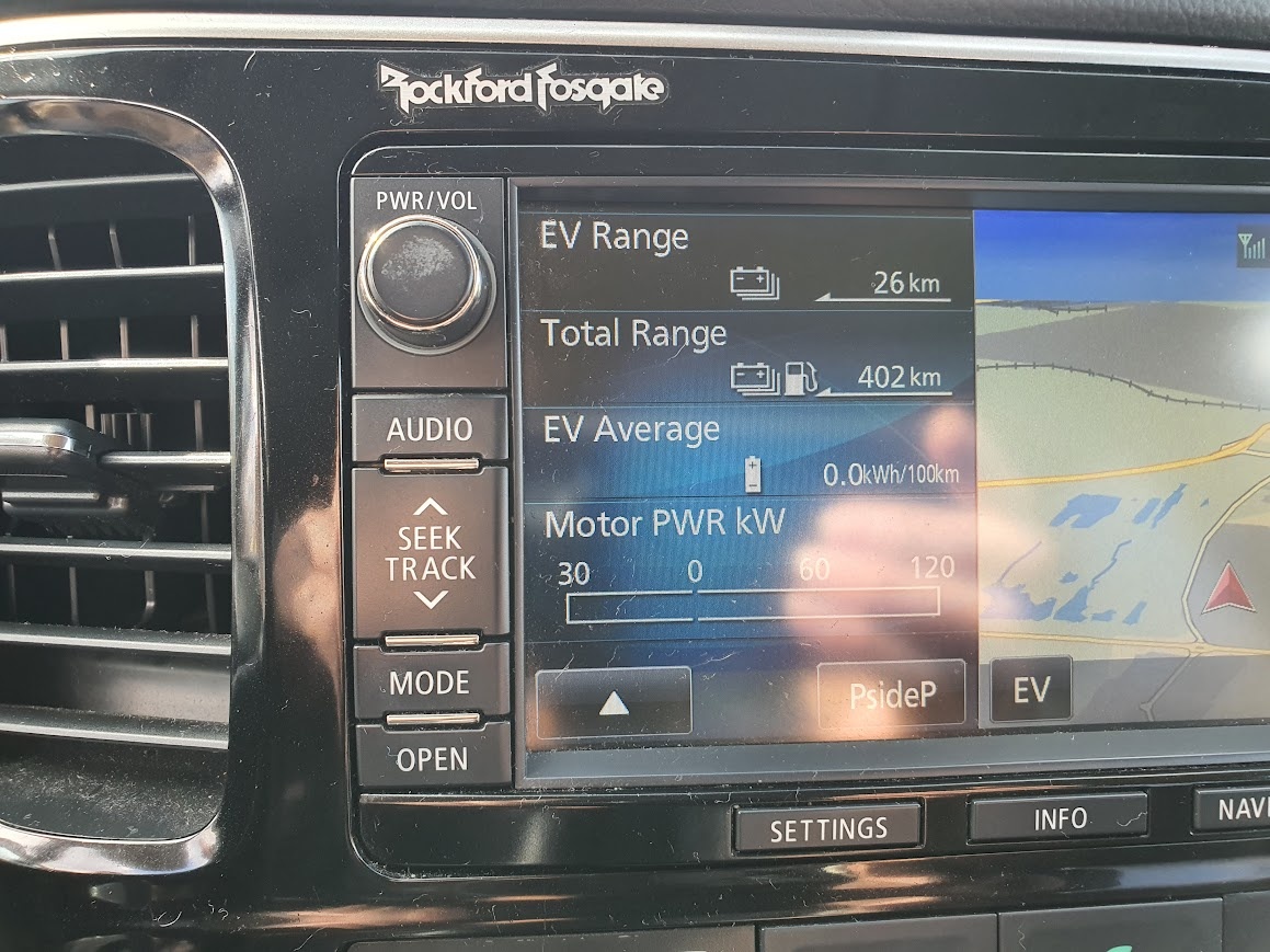 Mitsubishi Outlander PHEV - 12