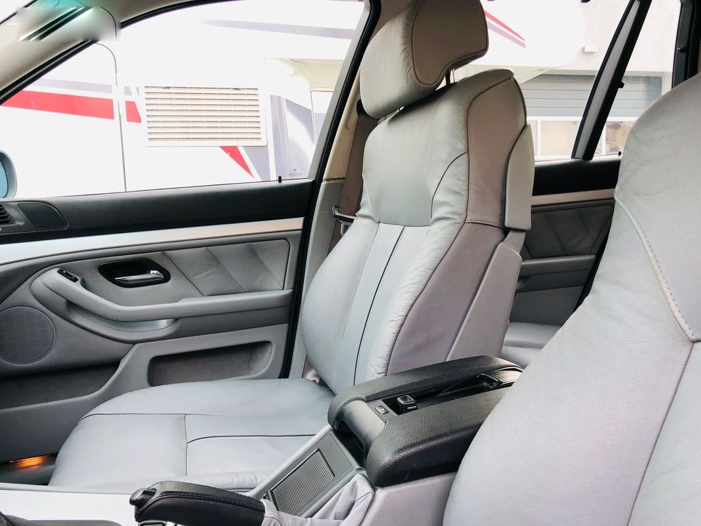 BMW ŘADA 5 210KW - 12