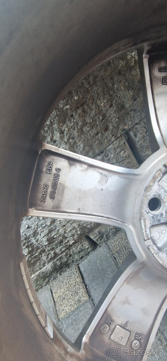 Sada letních kol 225/45 R17 5/112 ET53 - 12