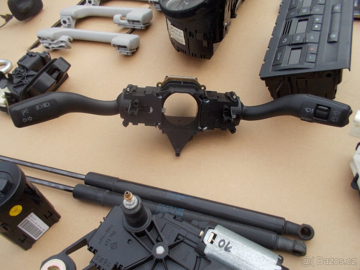 Díly interiéru Audi A4 B7 - 12