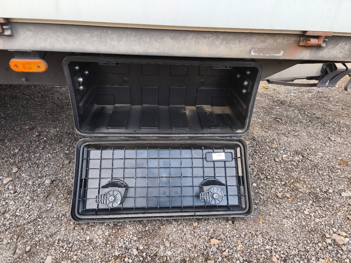 Plachtový přívěs Agados 3,5T - 12