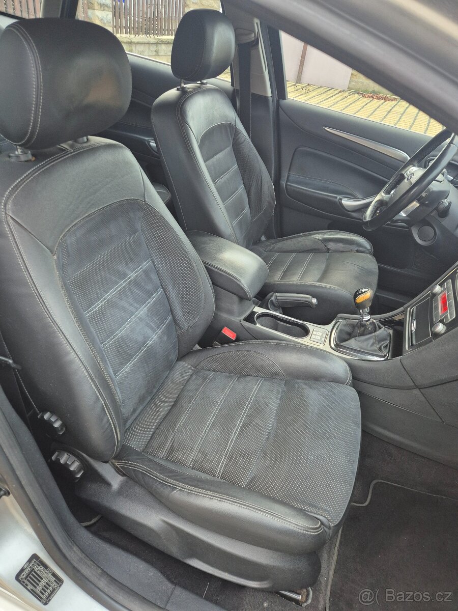 Ford Mondeo 2009 - 12