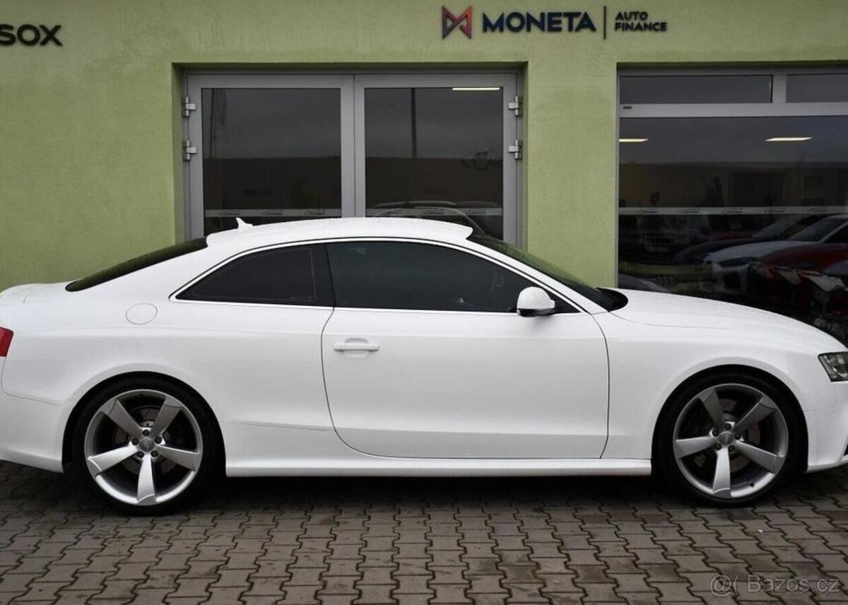 Audi RS5 4.2FSI V8 QUATTRO B&O CARBON - 12