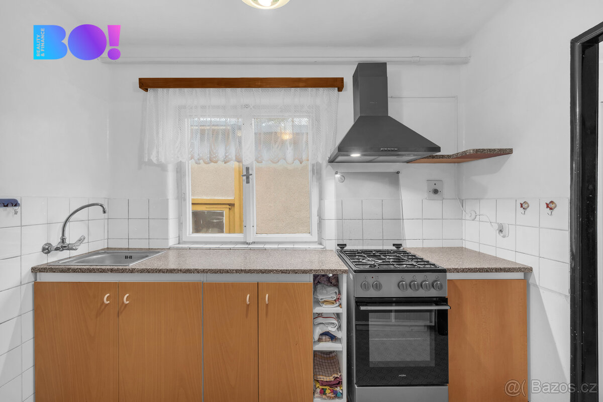 Prodej rodinného domu, 114 m2, pozemek 2068 m2, Za tratí, Tř - 12