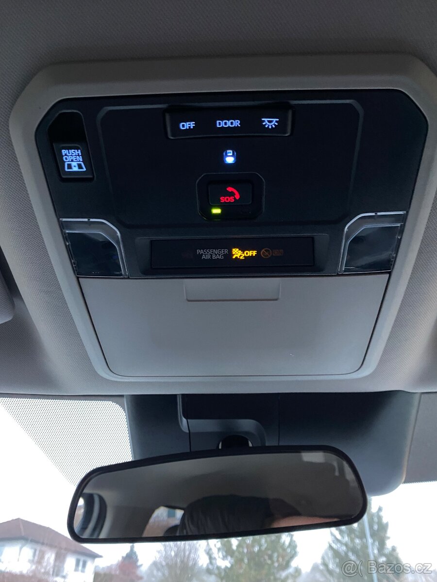 Toyota Tundra 3.5 SR5 4x4 Biturbo automat, rok 2022, 19 tkm - 12