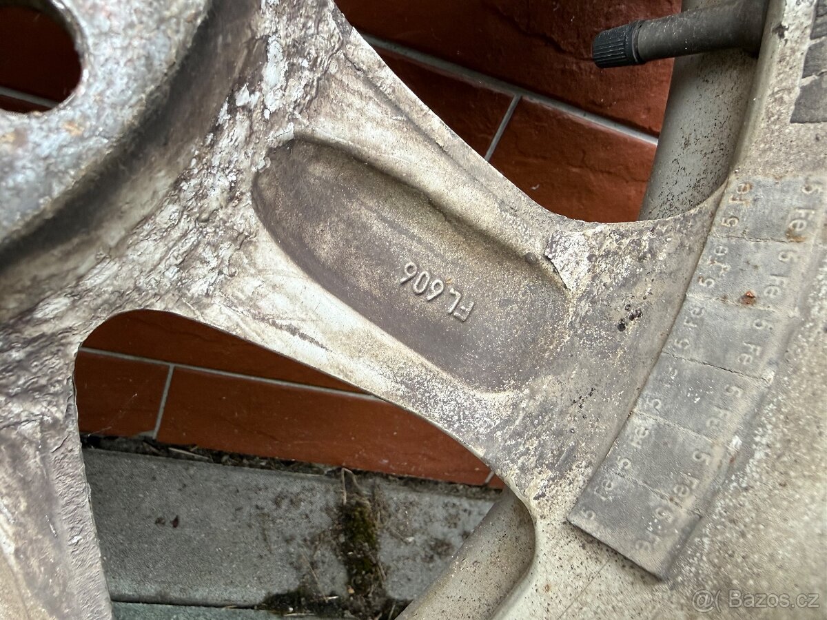 Alu kola RIAL, 5x114,3, ET 45 - 12