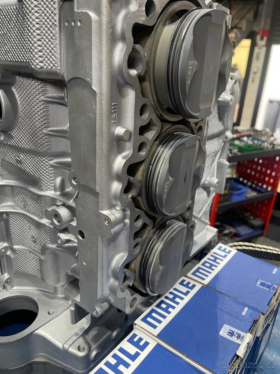 PORSCHE 4S 911 997.1 - 12