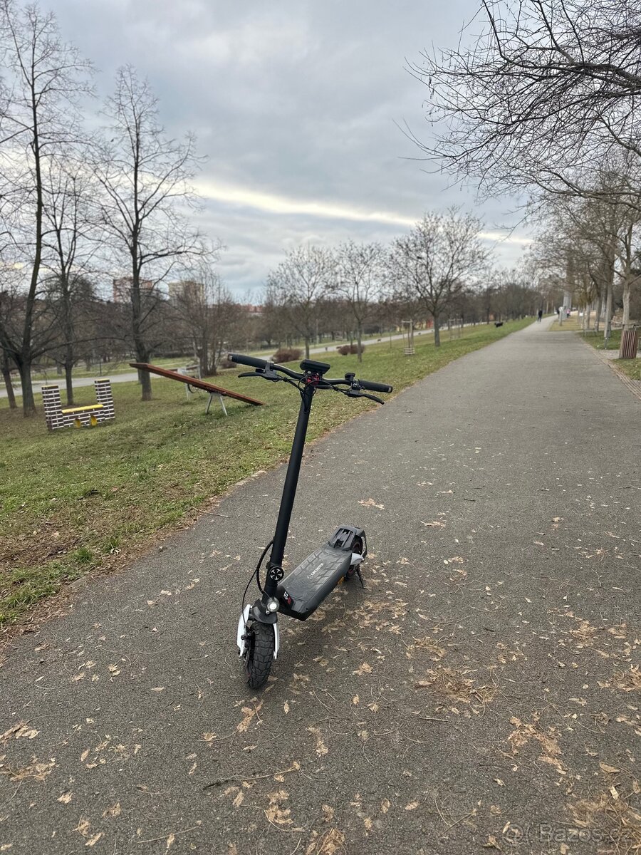 elektrokoloběžka CIRCOOTER - 12