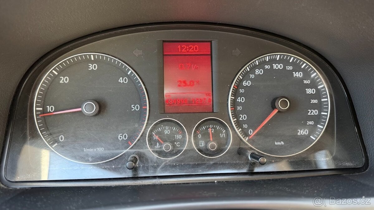 VW Touran 1,9 TDI 2010 - 12