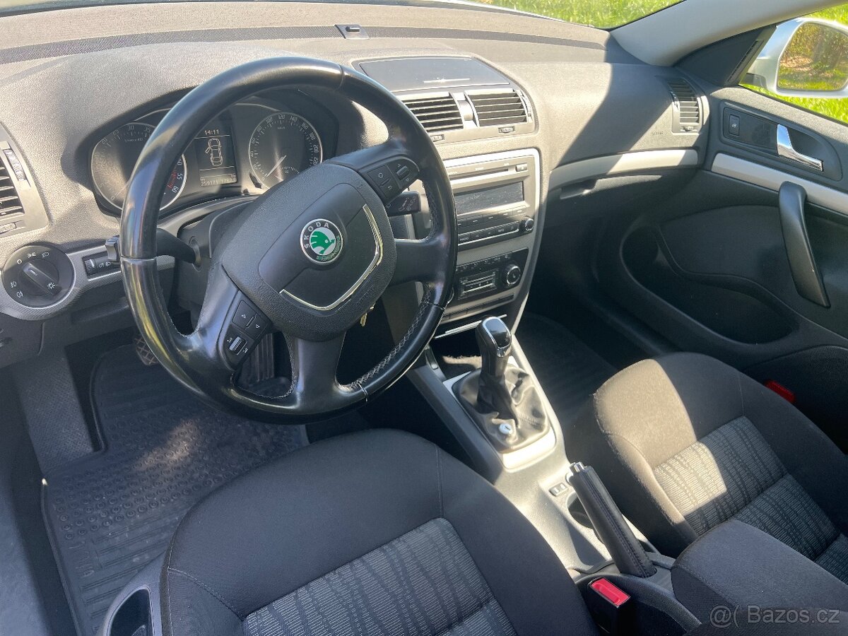 Škoda Octavia 2 - 12