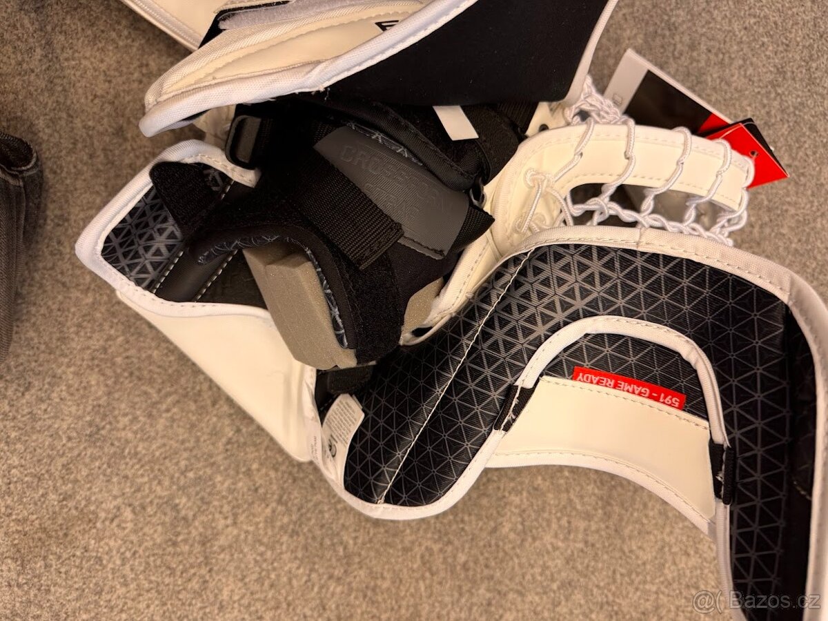 LAPAČKA A VYRÁŽEČKA CCM AXIS F9 - 12