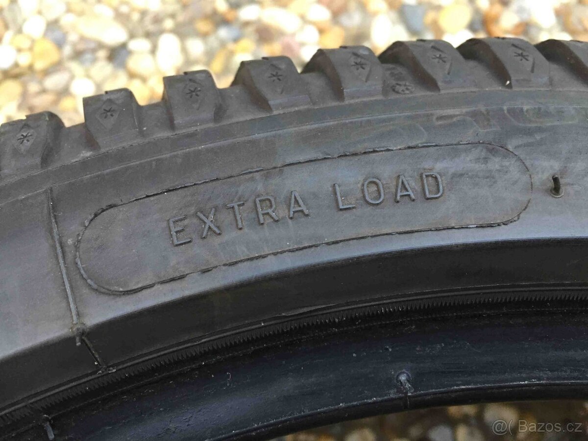 4ks zimní pneu BF Goodrich 215/40/17 87V DOT xx17 - 12