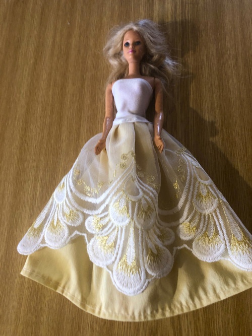 Nové šité šatičky na Barbie - 12