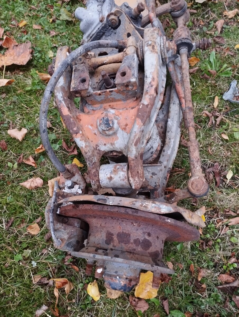 Škoda 110R motor nápravy převodovka - 12