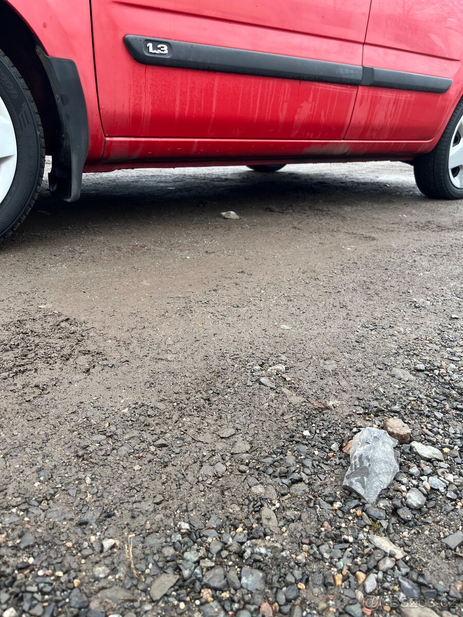 Suzuki wagon R 1.3 56 kw rok 2004 - 12