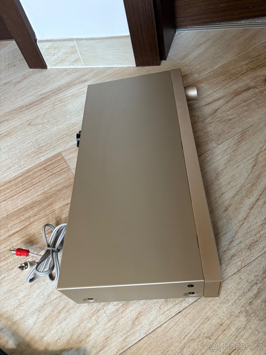 Marantz ST 310 AM/FM Stereo Tuner - 12