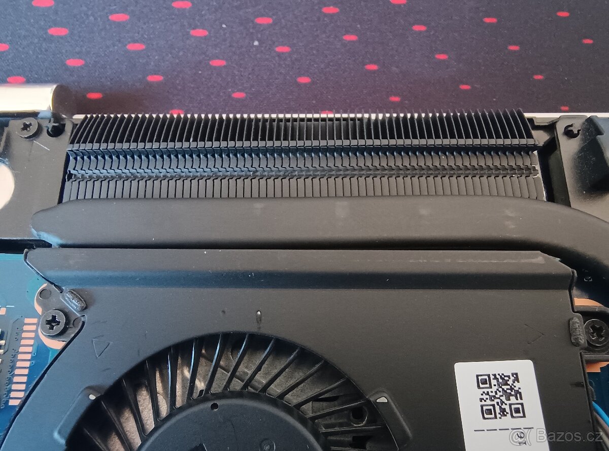 TOP STAV - HP Pavilion 15 - aw065sa X7H11EA#ABU - 12