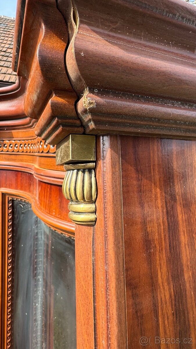 Prodám krásnou zachovalou obývací stěnu - 12