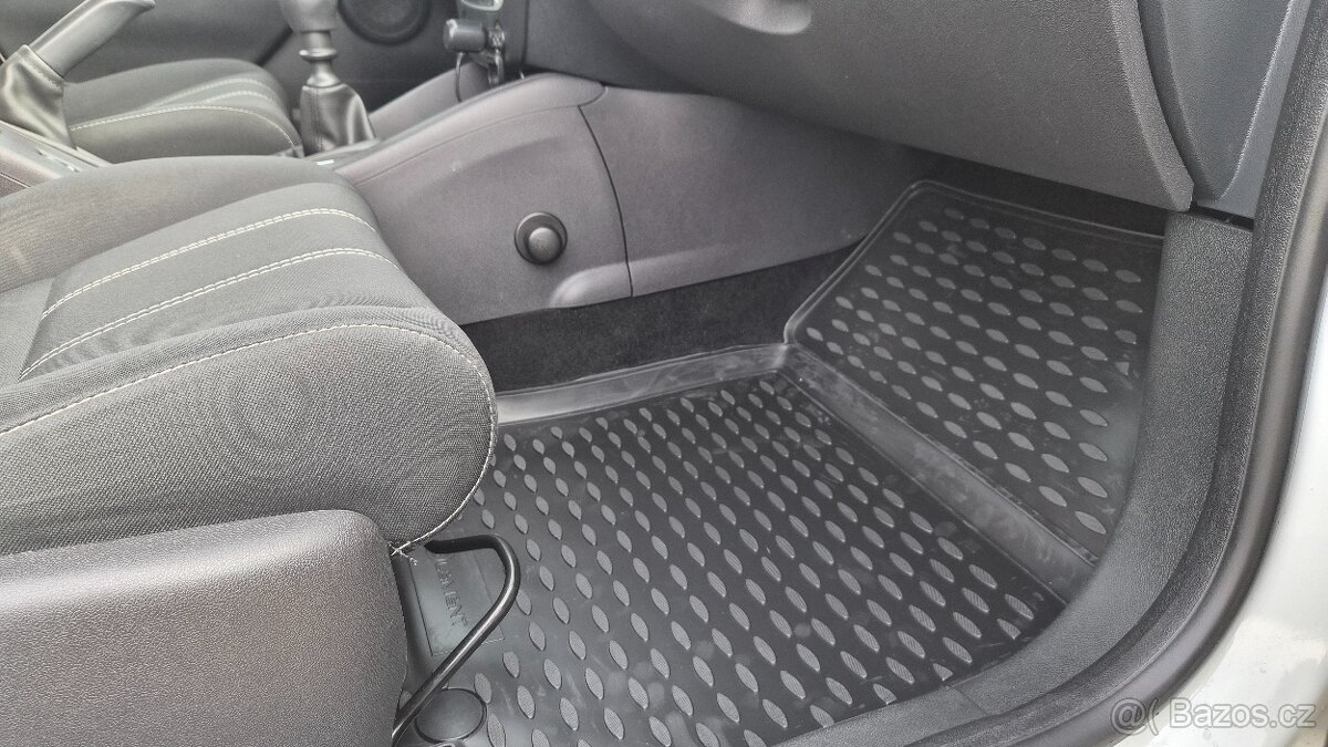 Renault Megane III 1.5 DCi (92kw) model 2015 - 12