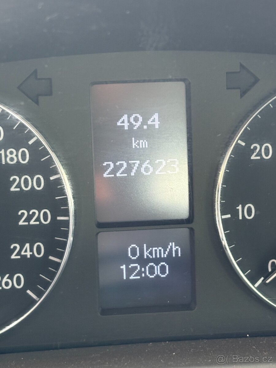 Mercedes Benz C200K (w203) - 12