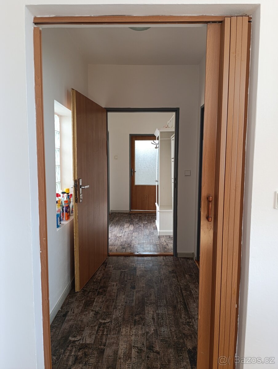 Pronajmu byt 3+1 v Broumově - 12