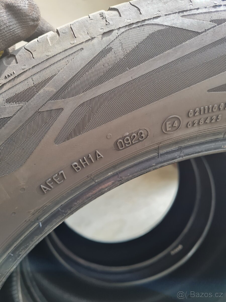 Pneumatiky Continental 235/55 R19 - 12