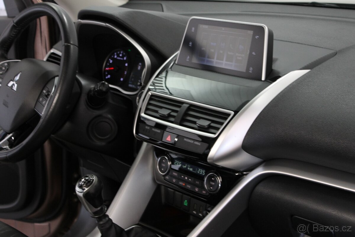 Mitsubishi Eclipse Cross, 1.5T-MiVEC 120kW PLUS, TAŽNÉ - 12