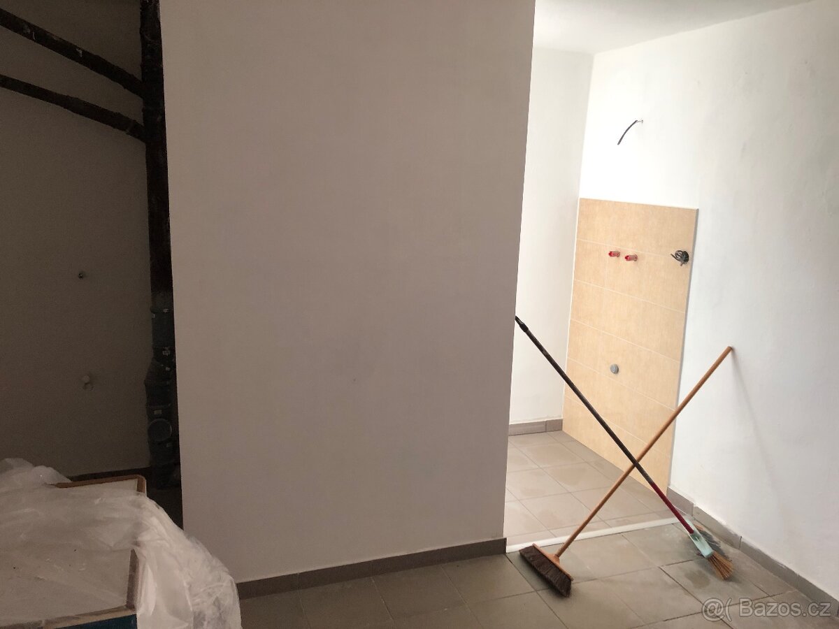 Nabízím Foukané izolace,drobné zednické práce,jádrové vrtání - 12