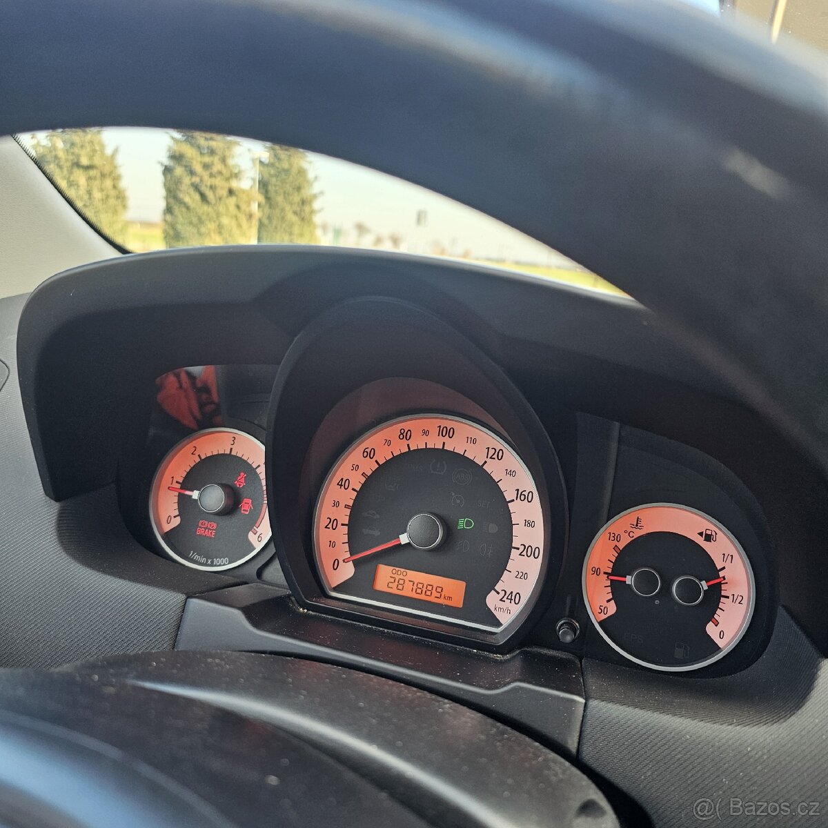 Kia Ceed 1.6 Nafta 2009 r.v - 12