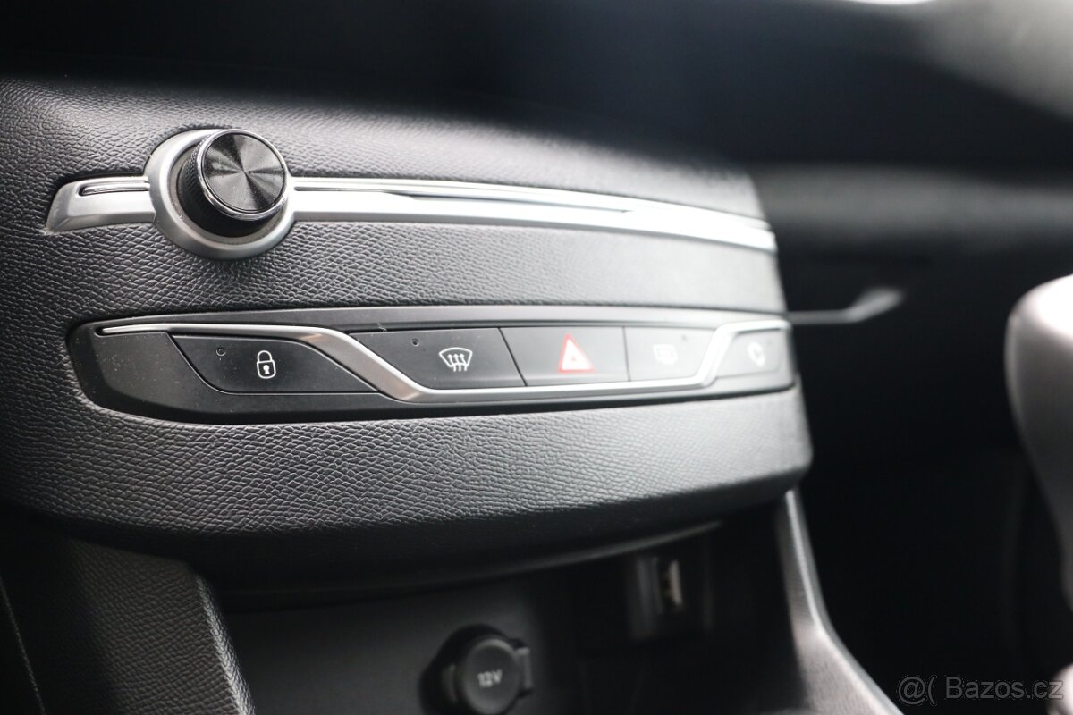 Peugeot 308 1.5 96KW,HDi Allure, TAŽNÉ - 12
