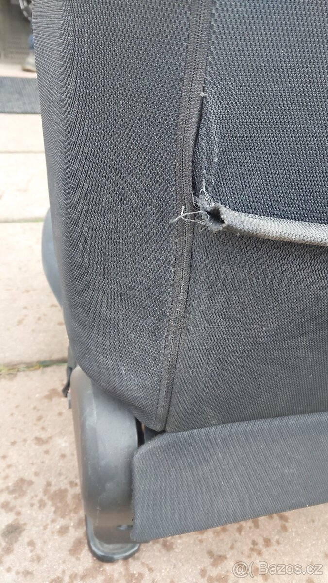 Mitsubishi L200 DID sedadlo spolujezdec - 12