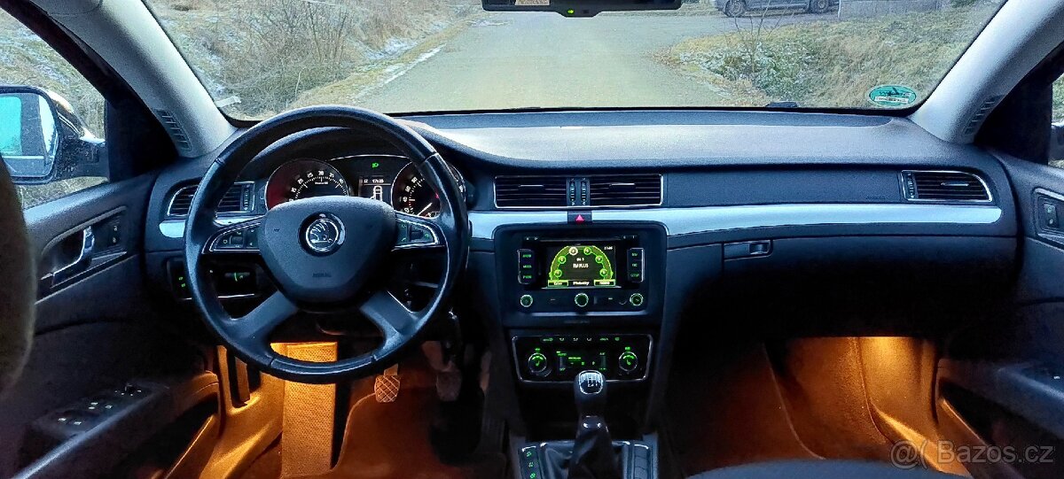 Škoda superb combi 2.0 tdi 125kw facelift - 12