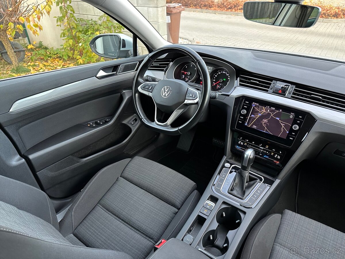 VW PASSAT, 2022, TDi 110KW, DSG, MATRIX, ZÁVĚS - 12