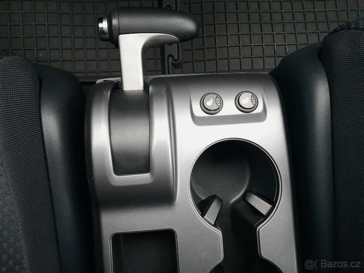 Honda CR-V 2.2i-ctdi, 4x4, 103kW, manuál - 12