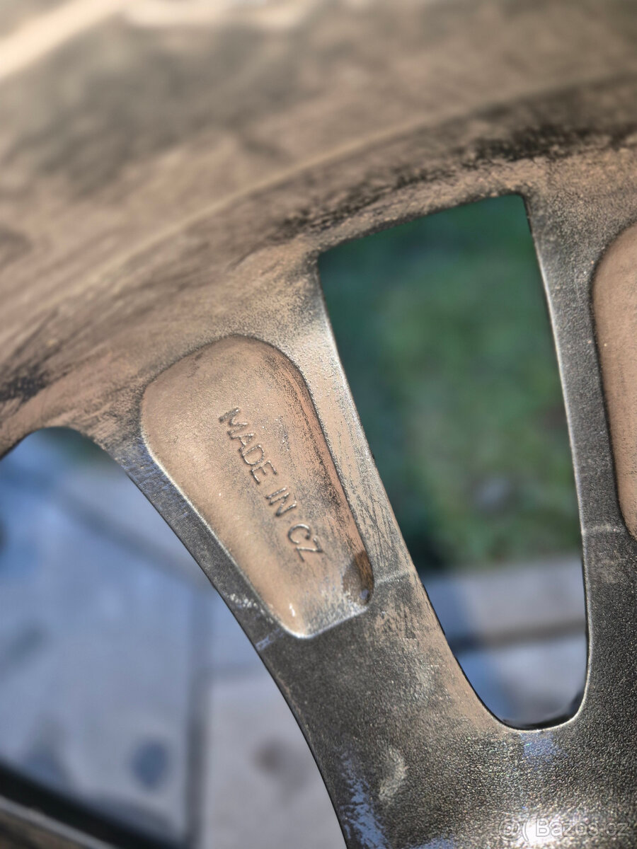 alu kola 5x112 r18 Škoda Octavia RS Zenith - 12