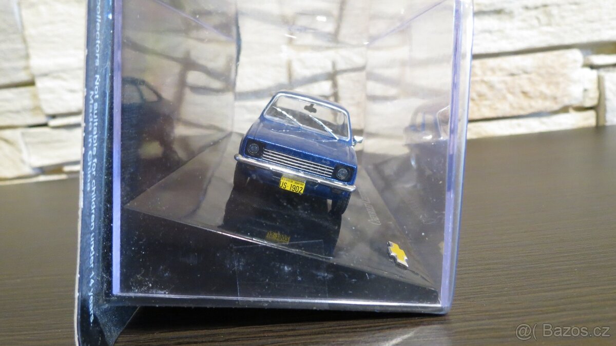 Autíčka modely Škoda, Tatra, Aston Martin, Maserati 1:43. - 12