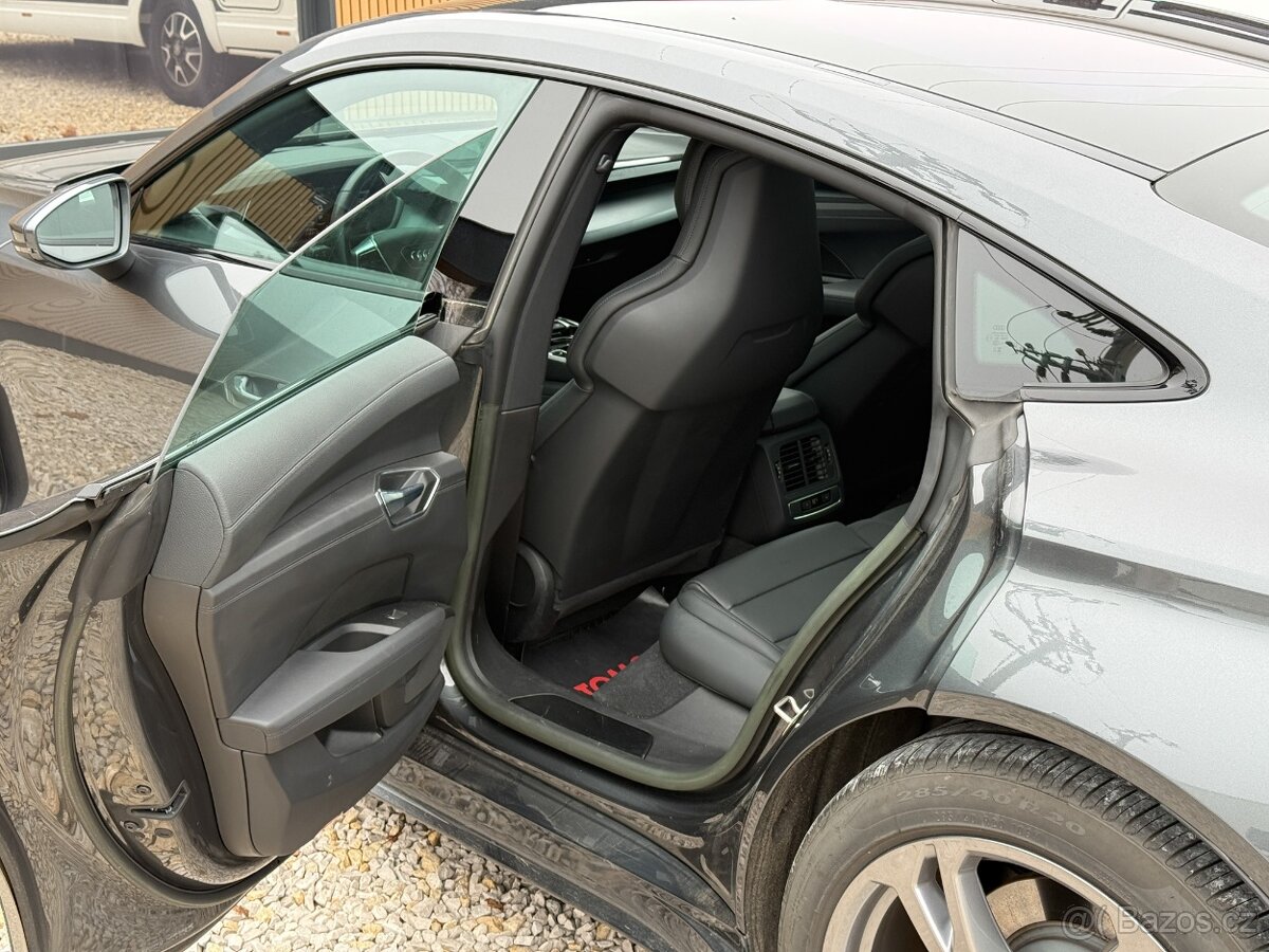 Audi E-Tron GT 93,4kWh 350kW Quattro Matrix, Pano, Záruka - 12