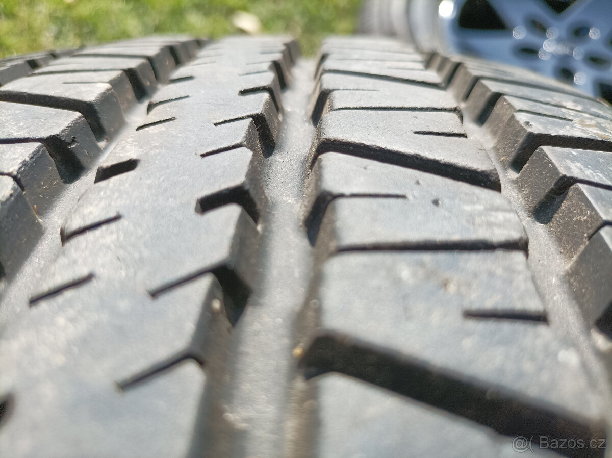 Sada Jeep Wrangler R17 5x127 Maxxis 265/70/17 - 12