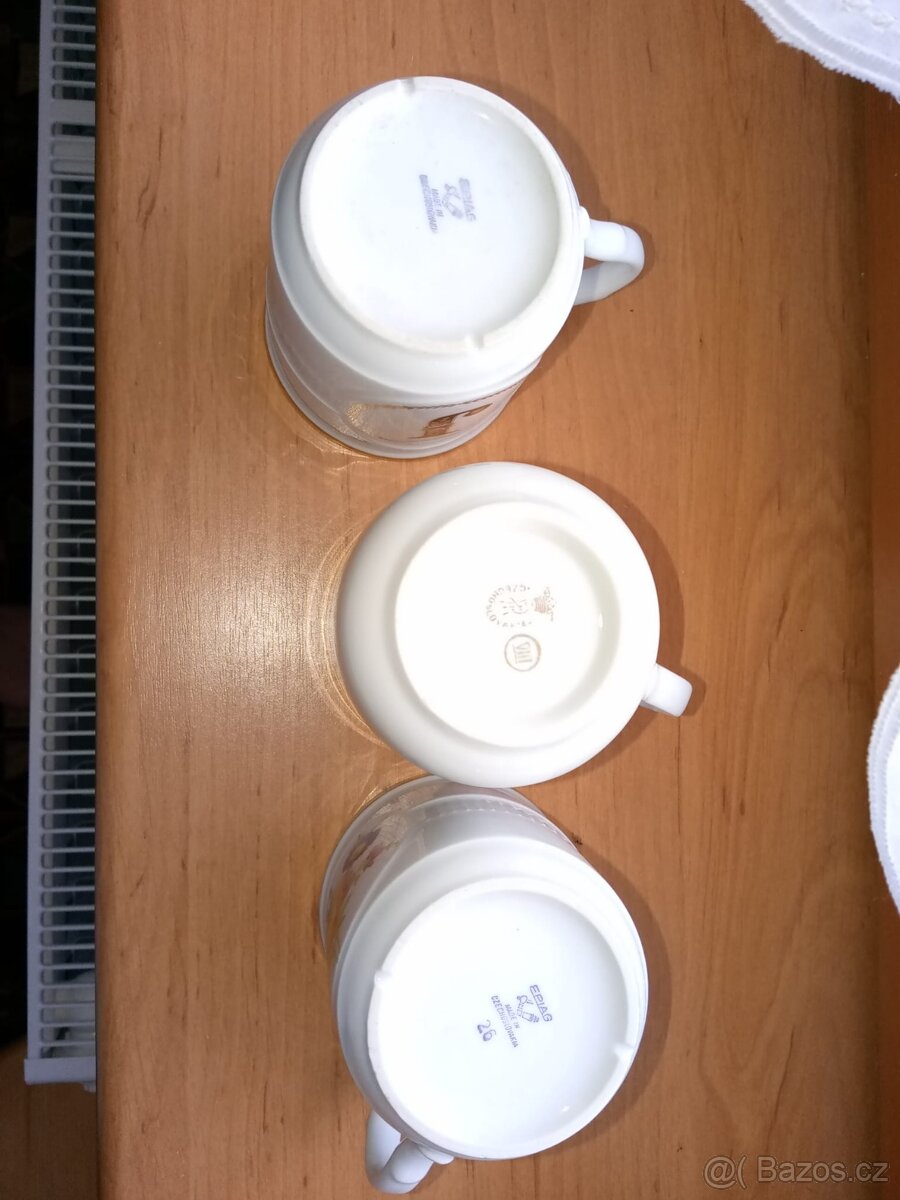 Prodám jednotlivě retro hrnky celkem 16 ks - 12