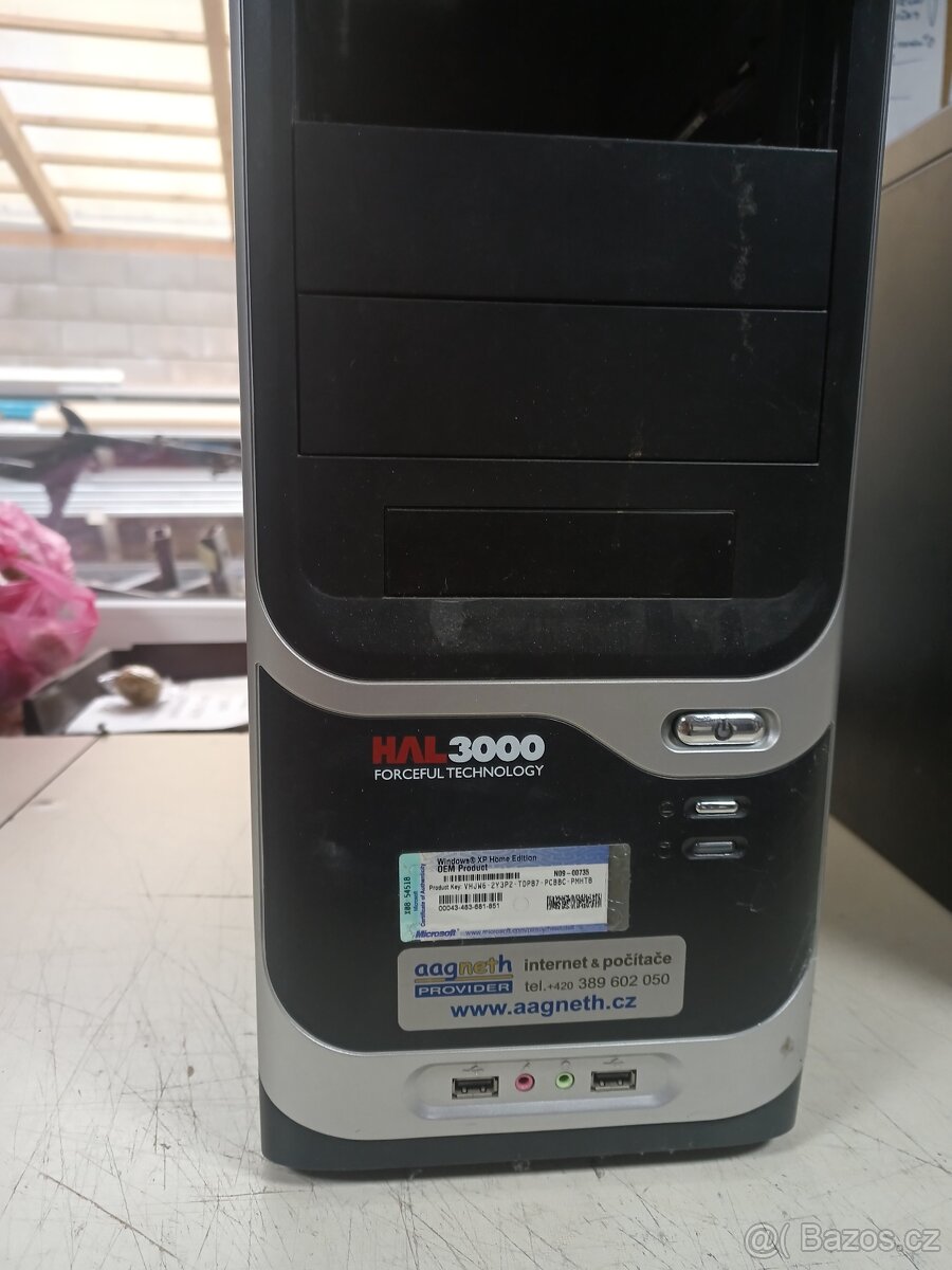 Prodám sadu stolních počítačů dle foto jako celek LEVNĚ - 12