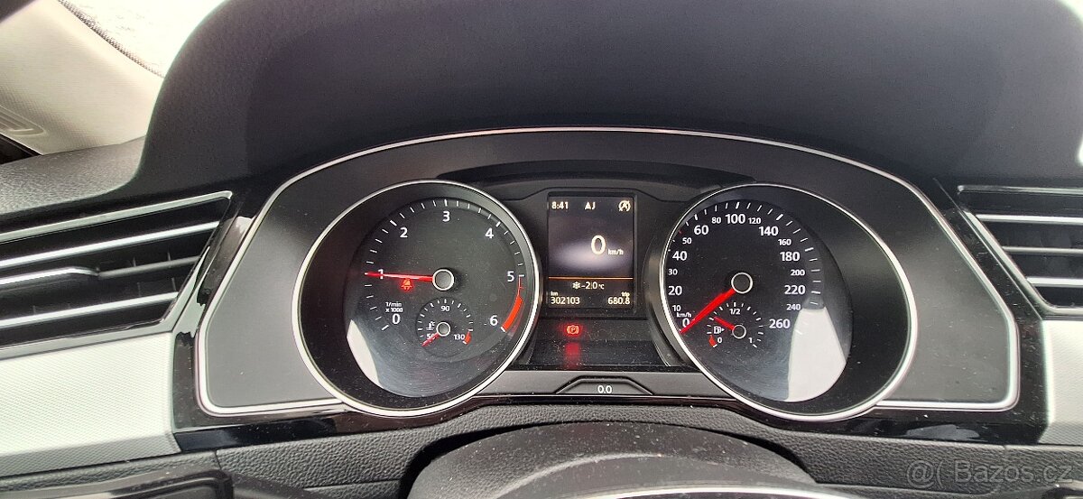 Vw passat B8 1.6 tdi 88 kw - 12