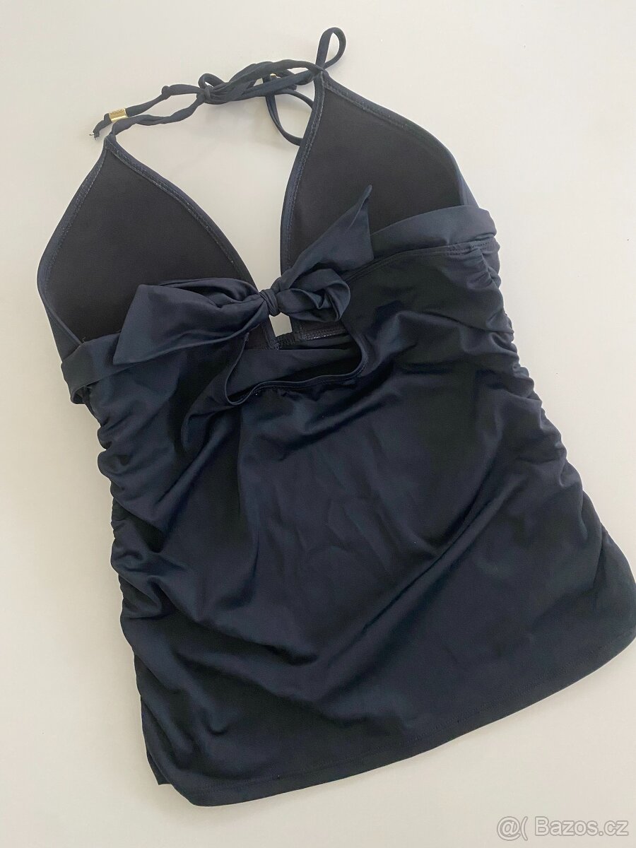 Tankiny - vrchní díly, vel. M - L - 12