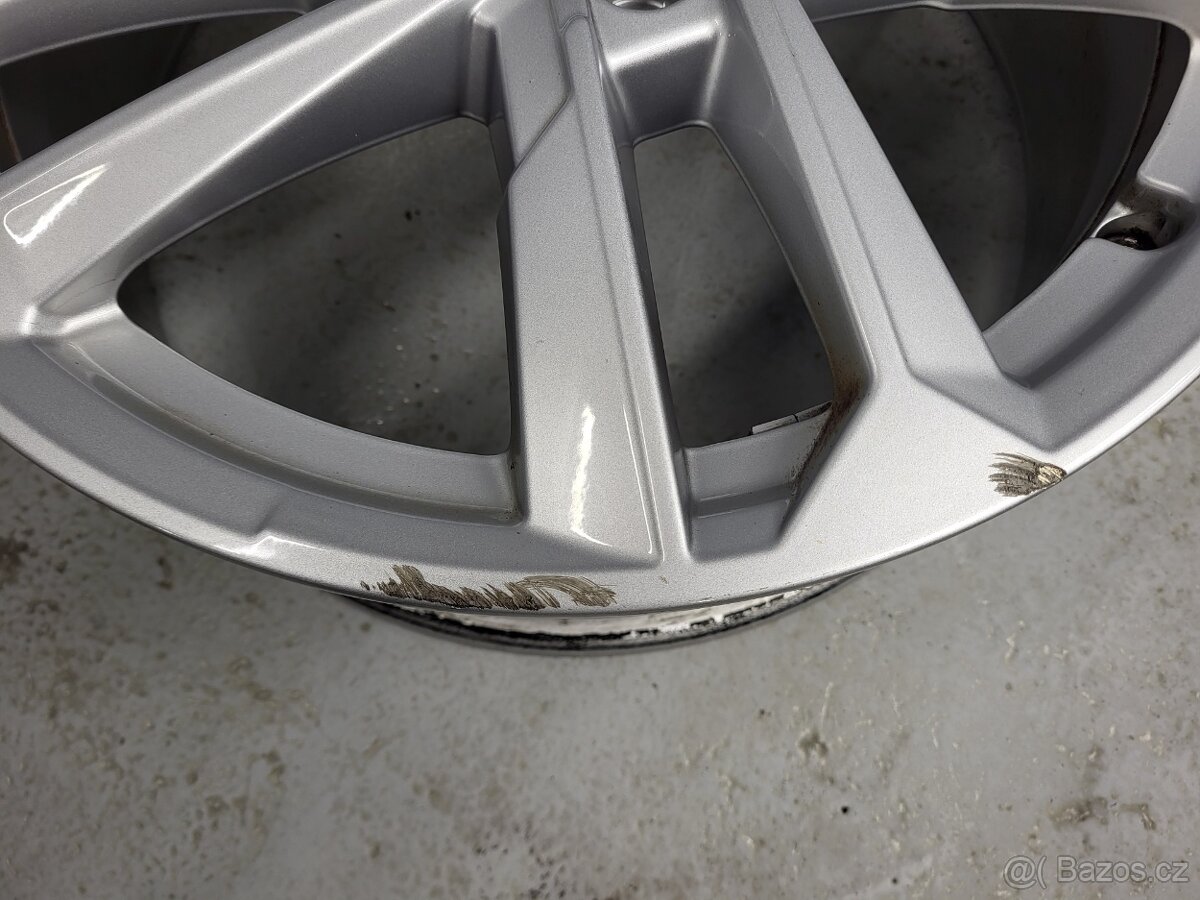 Originál 17" Audi A3 VW Škoda 5x112 - 12