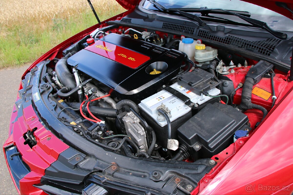 Prodám Alfa Romeo Brera 2,4 jtdm 147kW - 12