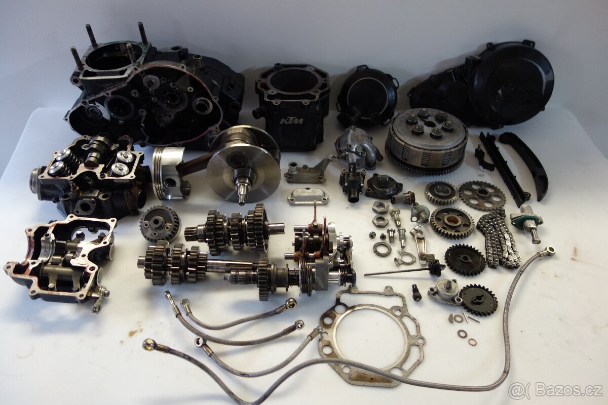 KTM LC4 640 - 620 KARBURÁTORY MIKUNI - 12