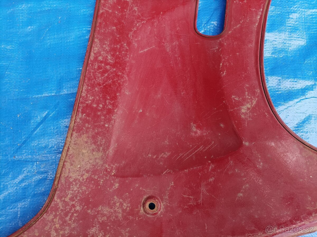 Boční plechový kryt JAWA č. 2 - 12