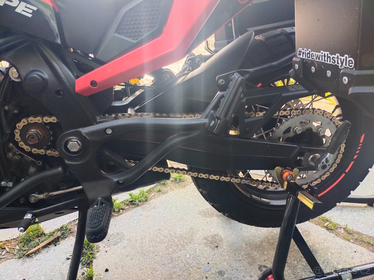 Moto Morini X-CAPE 650 - 12